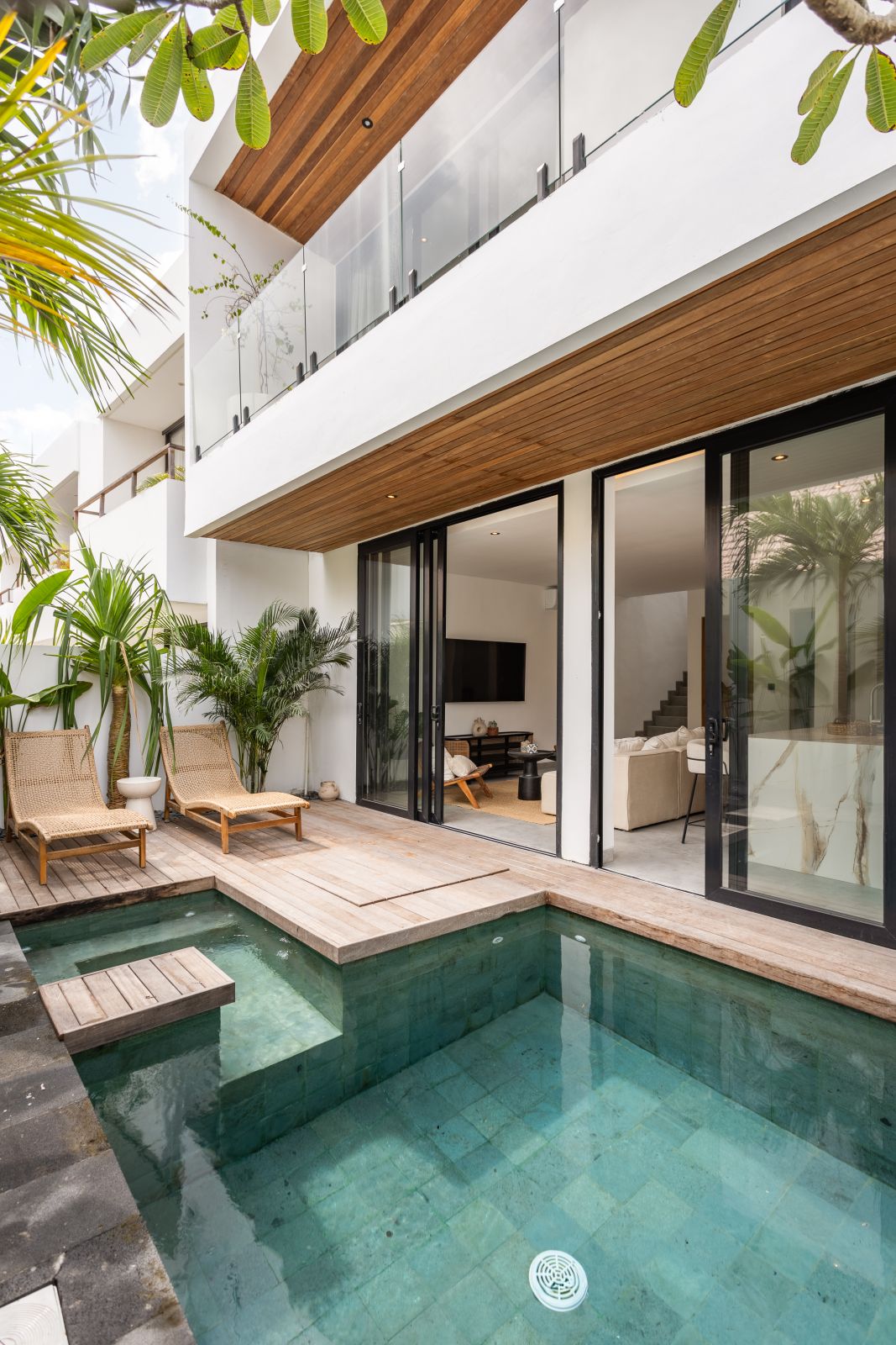 GD-1211